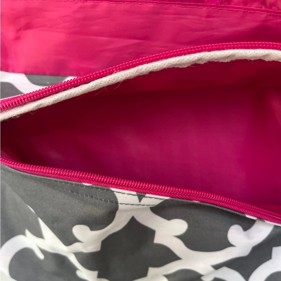 Hanging Cosmetic Bag - Picture 3 of 5